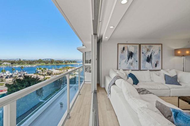 1750 Avenida del Mundo 504, Coronado, CA 92118