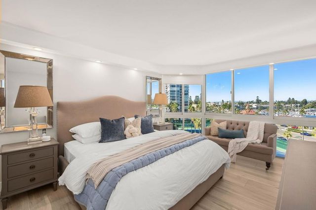 1750 Avenida del Mundo 504, Coronado, CA 92118