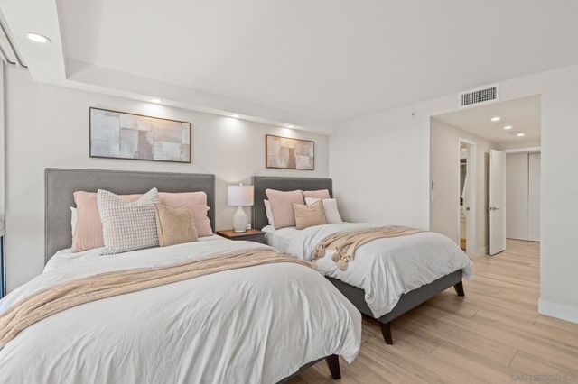 1750 Avenida del Mundo 504, Coronado, CA 92118