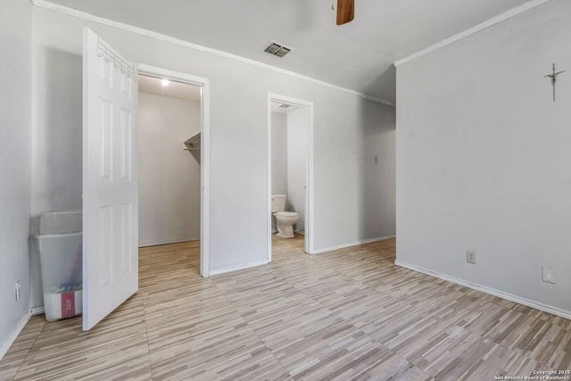 5835 Adalone, San Antonio, TX 78242