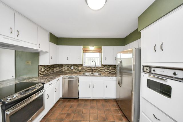 10514 Haddington Drive, Houston, TX 77043