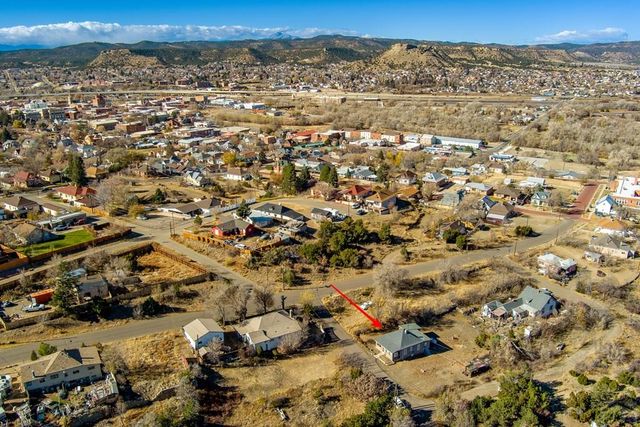 1005 E 4th St, Trinidad, CO 81082