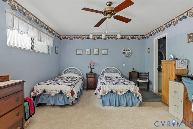 11939 W Briar Patch Dr, Midlothian, VA 23113