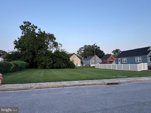 7829 AIKEN AVE, Parkville, MD 21234