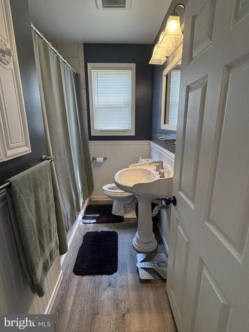 7829 AIKEN AVE, Parkville, MD 21234