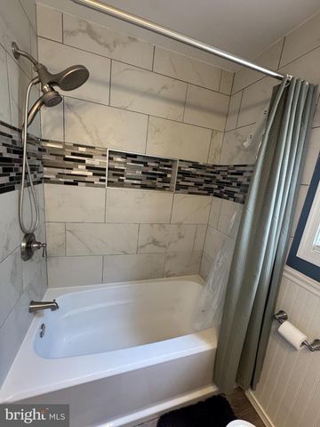 7829 AIKEN AVE, Parkville, MD 21234