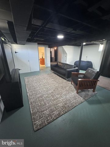 7829 AIKEN AVE, Parkville, MD 21234