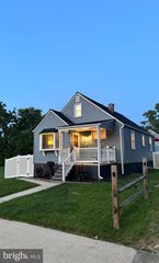 7829 AIKEN AVE, Parkville, MD 21234