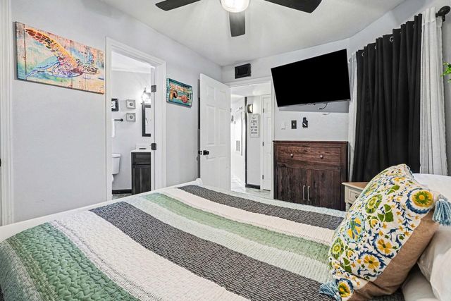 9520 Seawall Boulevard 214, Galveston, TX 77554