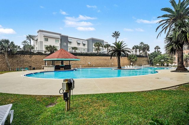 9520 Seawall Boulevard 214, Galveston, TX 77554