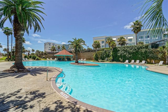 9520 Seawall Boulevard 214, Galveston, TX 77554