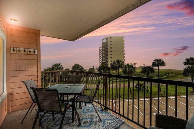 9520 Seawall Boulevard 214, Galveston, TX 77554