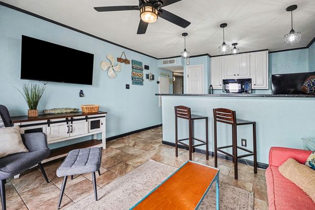 9520 Seawall Boulevard 214, Galveston, TX 77554