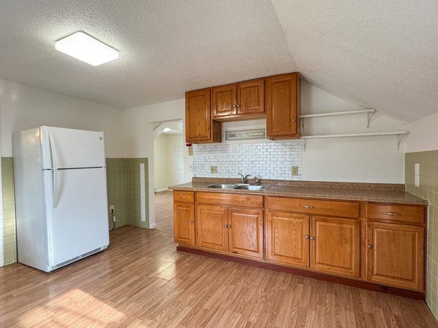 37 Drew Street, Burlington, VT 05401