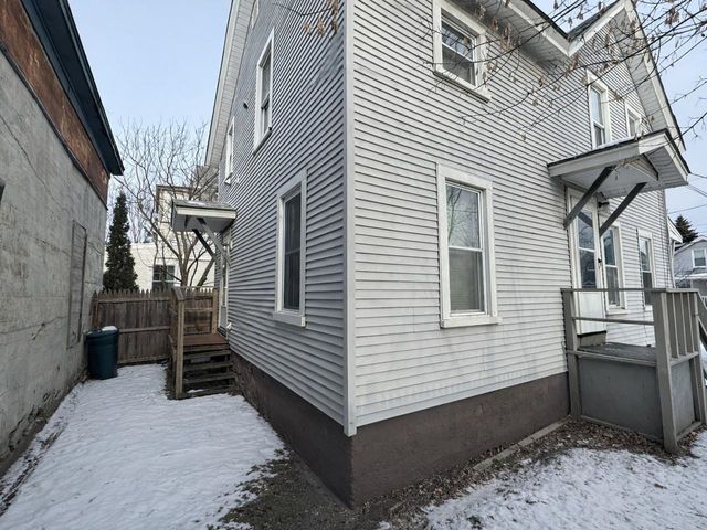 37 Drew Street, Burlington, VT 05401