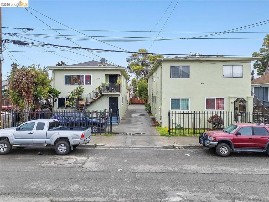 Image 13 of property listing at 1432 1432 45th Avenue, Oakland, CA 94601