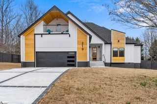 219 Craigo Creek Court, Fountain Inn, SC 29644