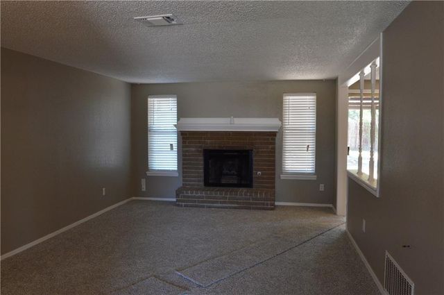 1054 Cumberland Mansion, Yukon, OK 73099