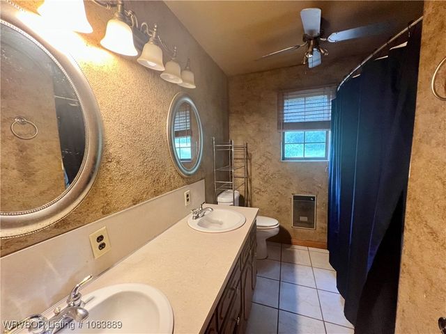 462394 E 1020, Sallisaw, OK 74955