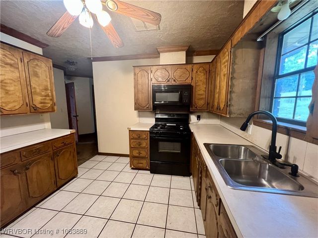 462394 E 1020, Sallisaw, OK 74955