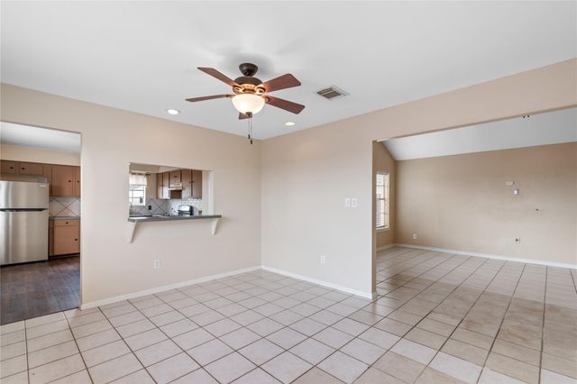 2102 Pearland Avenue, Pearland, TX 77581