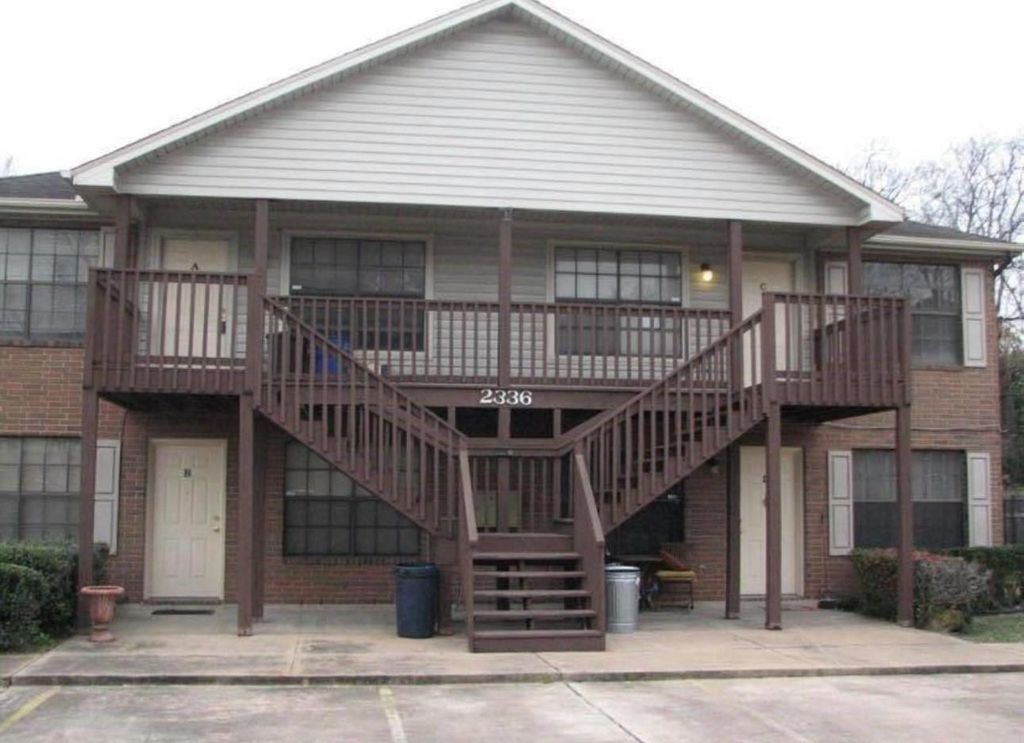 2336 N Pearland Avenue C, Pearland, TX 77581