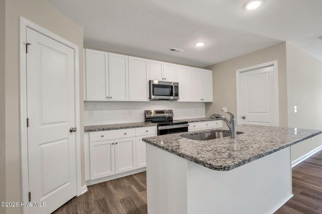 31 E Emily Gardens Drive, Selma, NC 27576