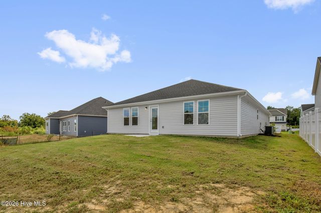 31 E Emily Gardens Drive, Selma, NC 27576