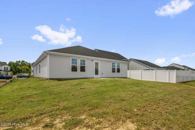 31 E Emily Gardens Drive, Selma, NC 27576
