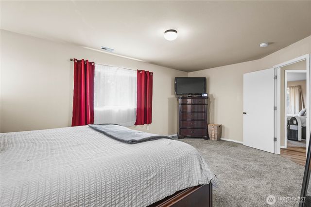 1830 187th Street Ct E, Spanaway, WA 98387