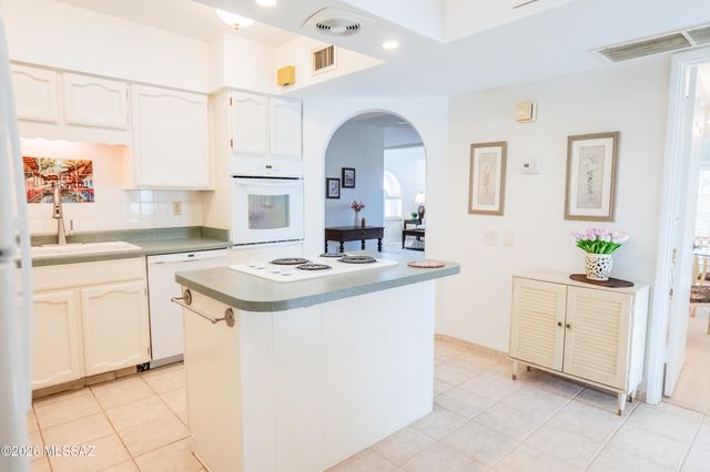 2680 S Camino Lorca, Green Valley, AZ 85622