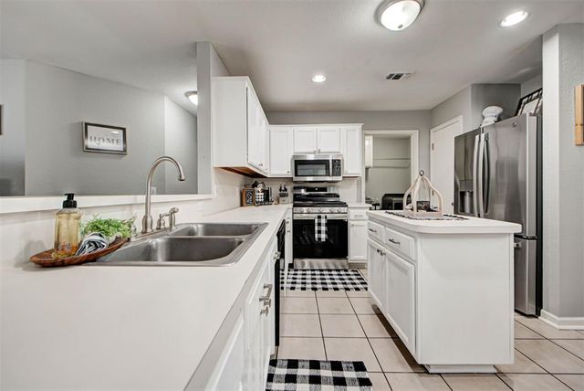 12429 NW 2nd Street, Yukon, OK 73099