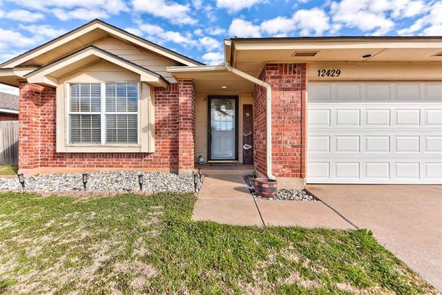 12429 NW 2nd Street, Yukon, OK 73099