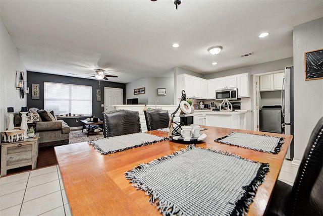 12429 NW 2nd Street, Yukon, OK 73099