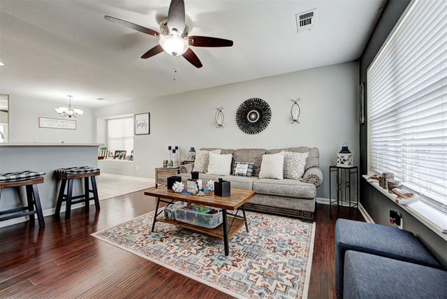 12429 NW 2nd Street, Yukon, OK 73099