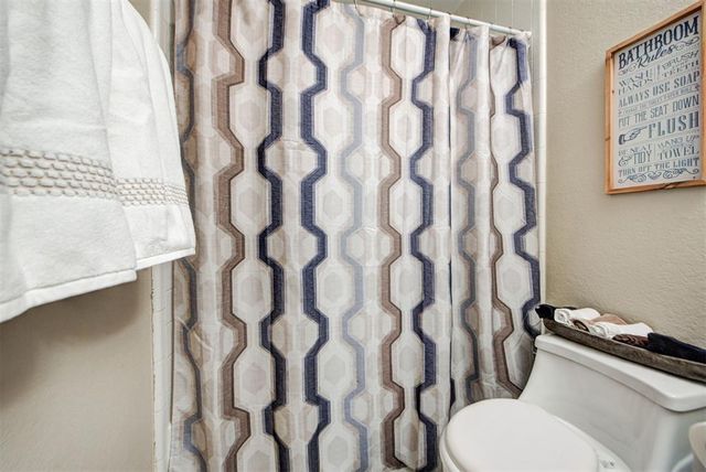 12429 NW 2nd Street, Yukon, OK 73099