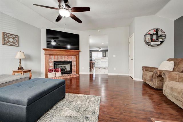 12429 NW 2nd Street, Yukon, OK 73099