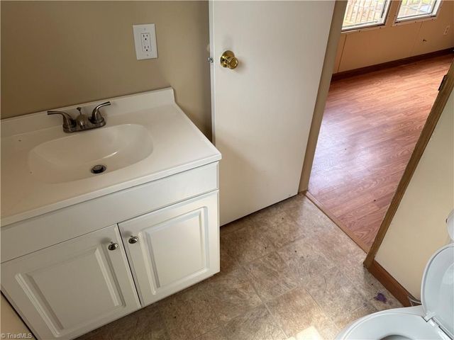 303 Flatridge Road, Cana, VA 24317