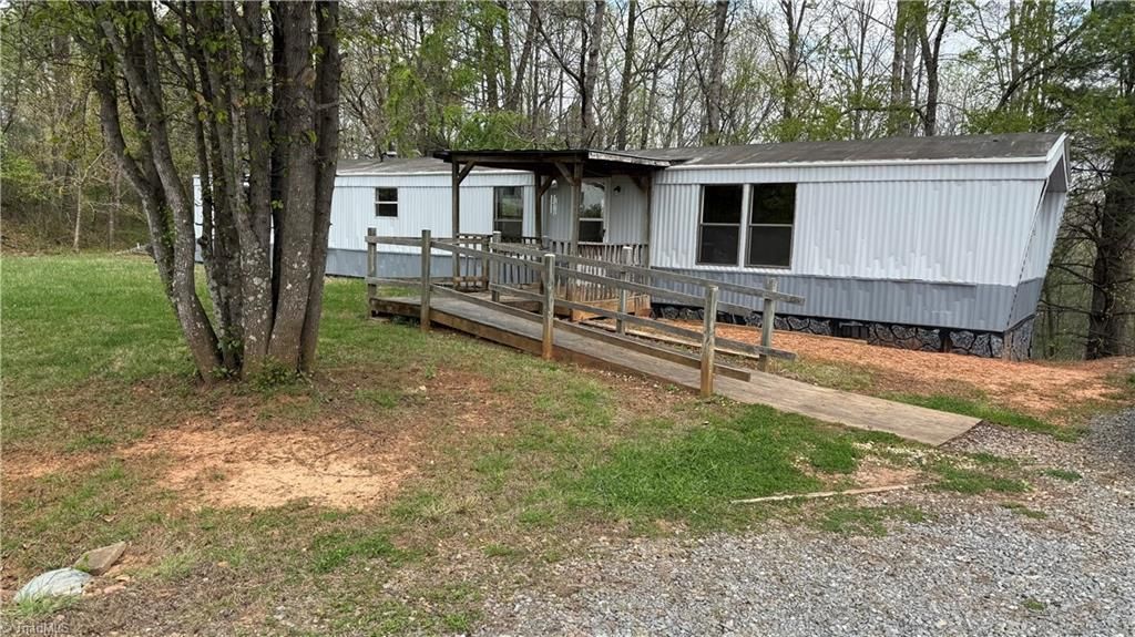 303 Flatridge Road, Cana, VA 24317