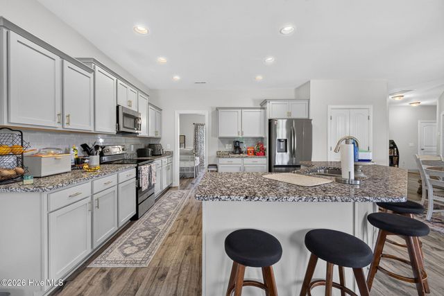 340 N Ardsley Lane, Rocky Point, NC 28457