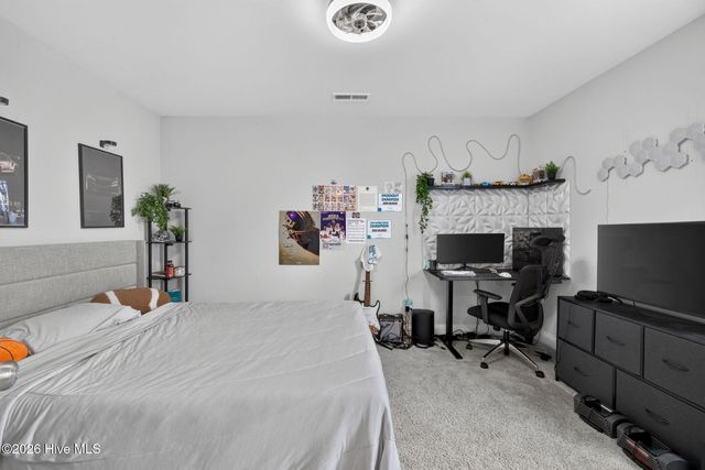 340 N Ardsley Lane, Rocky Point, NC 28457