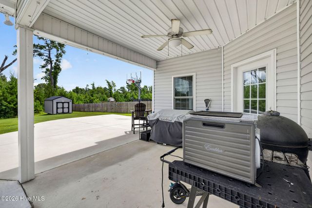 340 N Ardsley Lane, Rocky Point, NC 28457