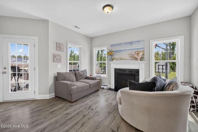 340 N Ardsley Lane, Rocky Point, NC 28457