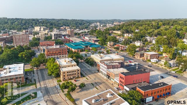 209 S 4th Street, Council Bluffs, IA 51503