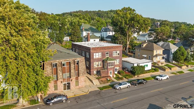 209 S 4th Street, Council Bluffs, IA 51503