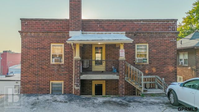209 S 4th Street, Council Bluffs, IA 51503