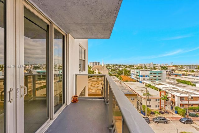 401 69th St 713, Miami Beach, FL 33141