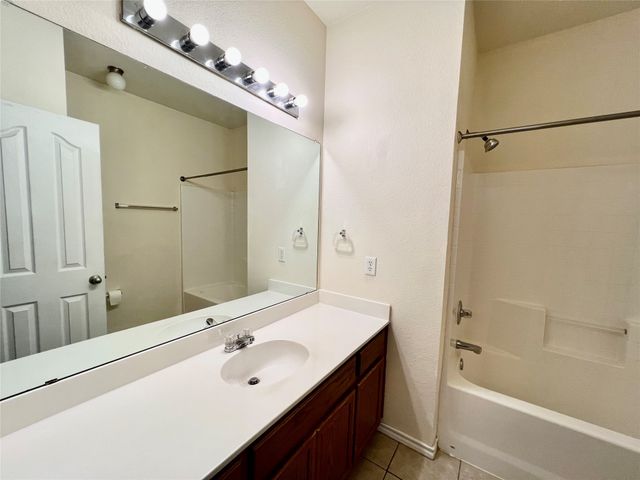 848 Mirabell Court 850, Arlington, TX 76015