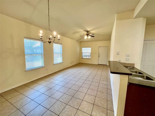 848 Mirabell Court 850, Arlington, TX 76015