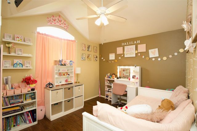 2710 Sockeye Drive, Houston, TX 77045